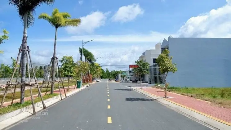Bán gấp đất 80m2 MT Dương Thị Giang, Tân Thới Nhất, Quận 12. SHR, gần trạm ga Metro
