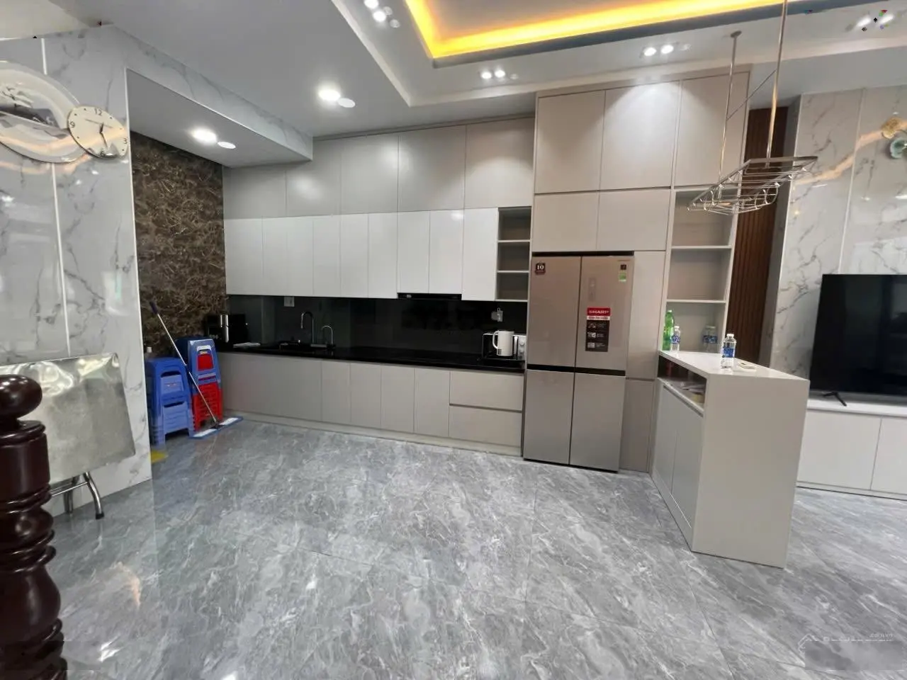 Nhà bán 1 trệt 3 lầu 5 phòng ngũ 1 thờ 6 WC hướng Tây Bắc MT đường số giá 9 tỷ CTL , LH:0969748973