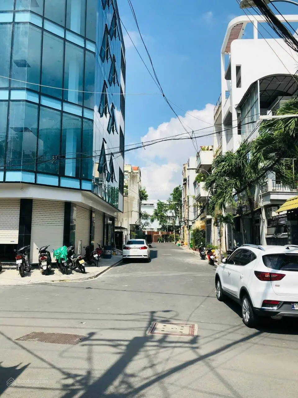 Bán nhà 441 Điện Biên Phủ, P. 25, Bình Thạnh DT 8,8x32m giá 20 tỷ. CTXD: Hầm + 7 tầng