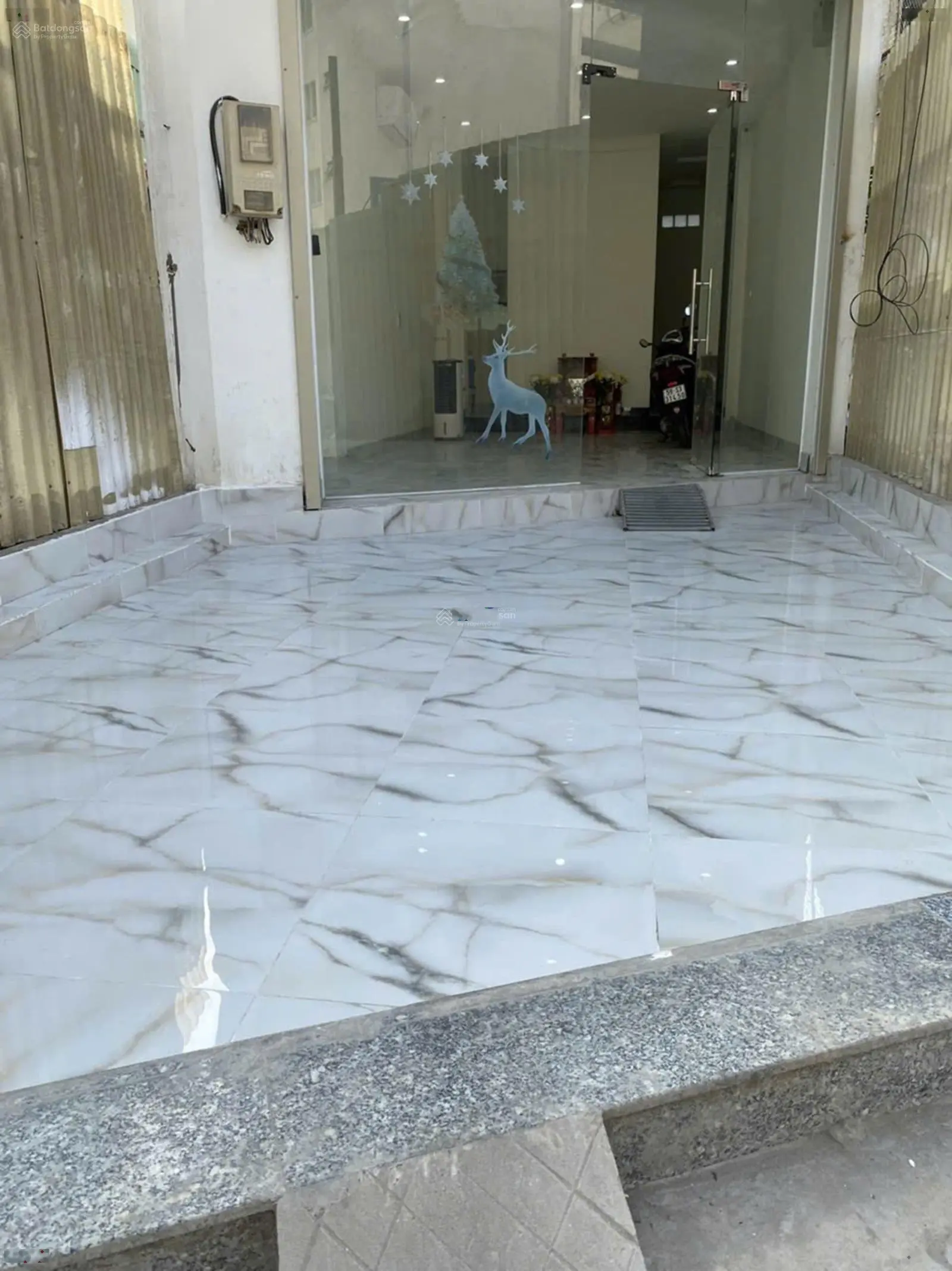 Bán nhà mặt phố 6 tầng sân thượng giá 12,8 tỷ VND tại Bình Thạnh, Hồ Chí Minh