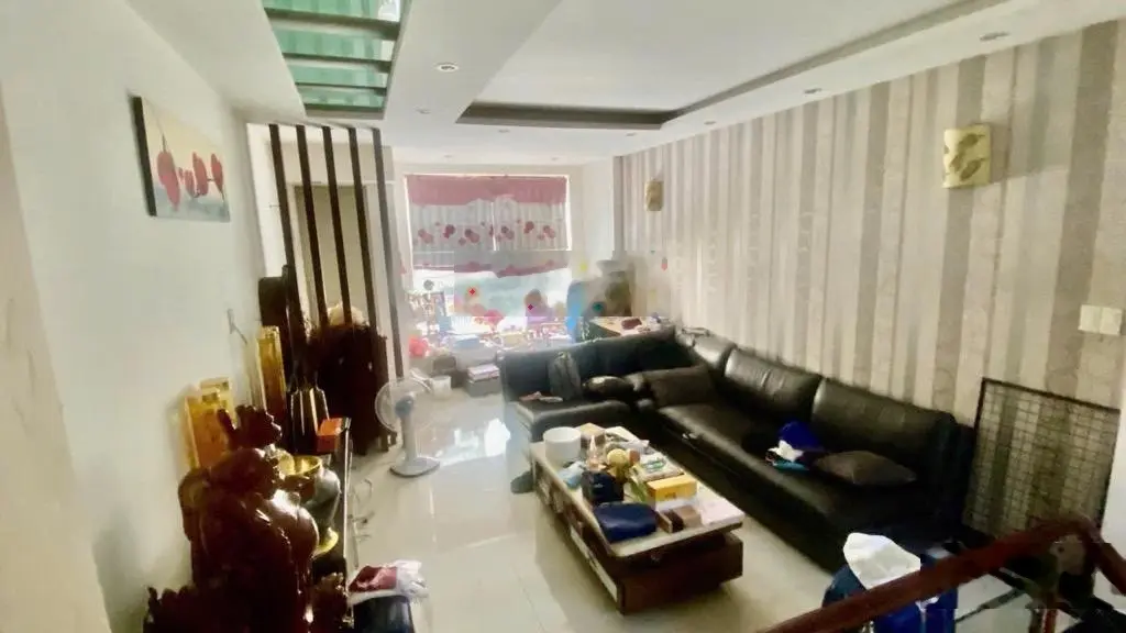 Nhà lô nhì, HXH đường 36 Tân Quy Q7: 1 trệt 3 lầu, ST, 4*17m, 11,99 tỷ, giá chốt: Thương lượng, SHR