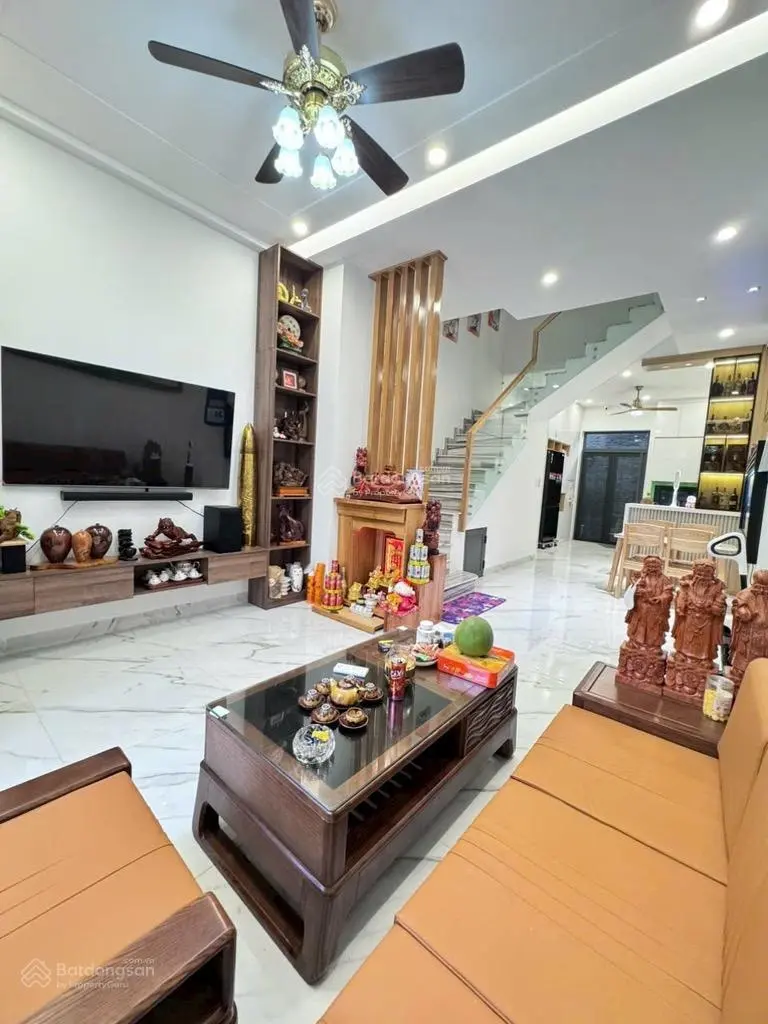 Full nội thất - DTSD 168m2 - nhà đẹp 4 tầng - HXH - Trường Thọ - giá chỉ 8x. Tỷ