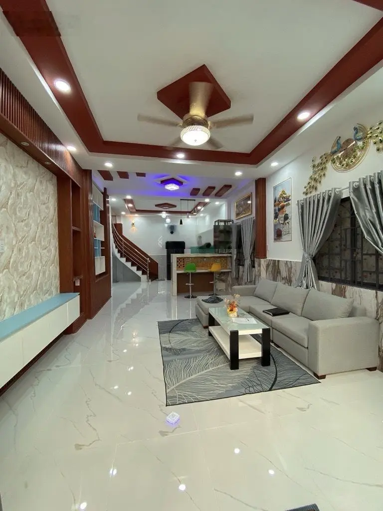 Bán nhà khu dân cư sát trung tâm đường Trần Xuân Soạn quận 7