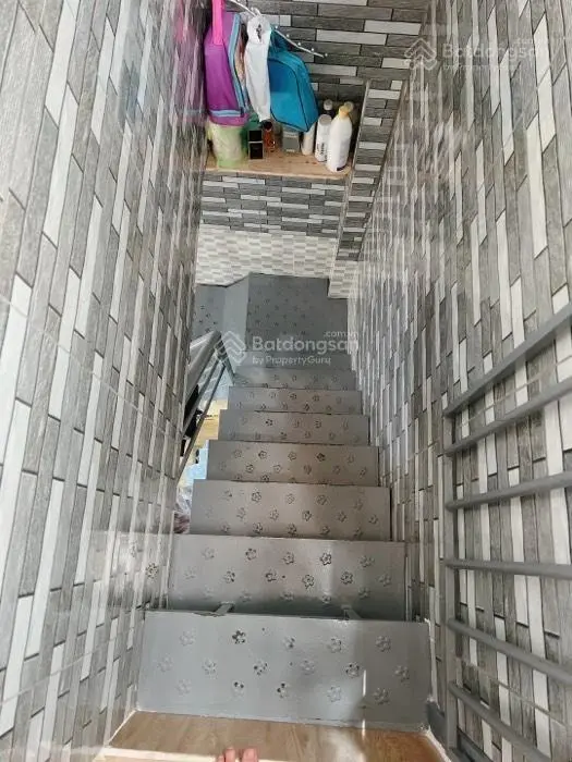 Chủ gấp bán nhà mặt tiền đường Số 33 Phường 4 Quận 4