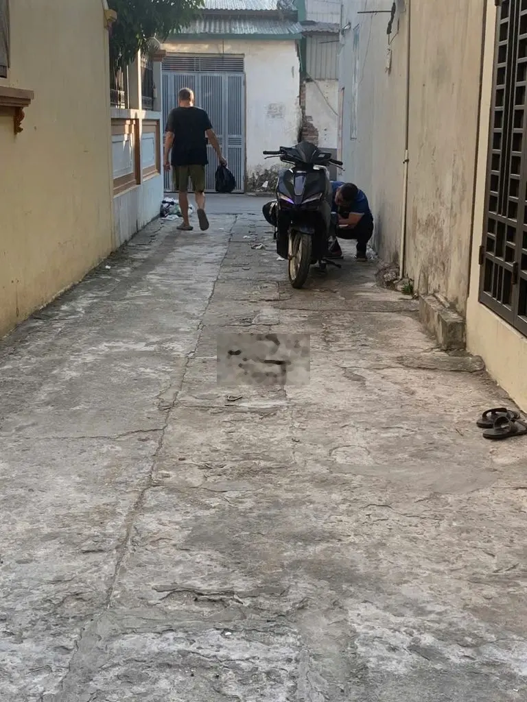 Bán đất phố thạch cầu, ô tô đỗ cửa,gần ôtô tránh, dt: 32m, giá: 3,24tỷ