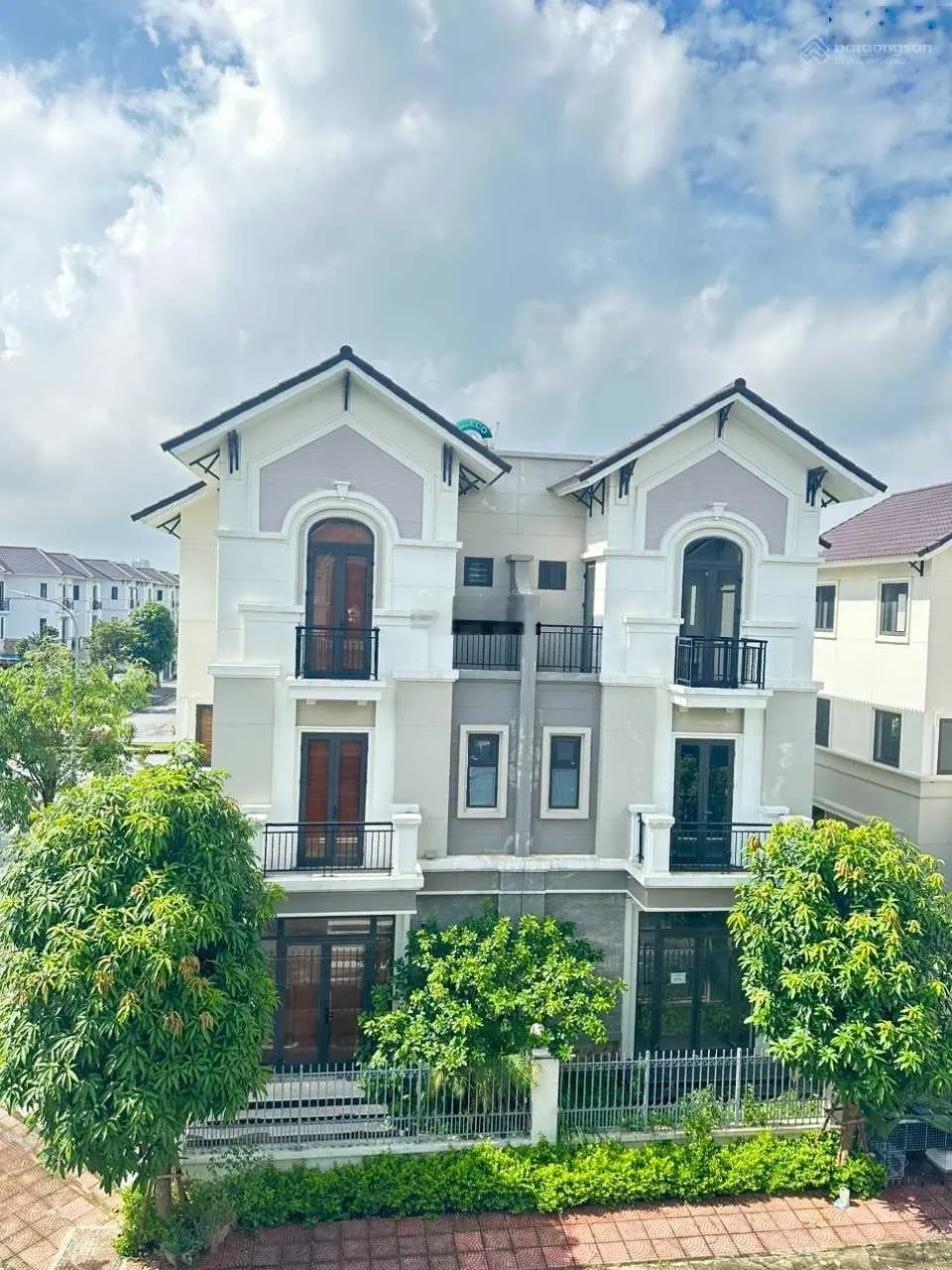 Chính Chủ Cần Tiền ,Bán Nhanh, Căn Biệt Thự 135m2, Tại Khu Đô Thị Vsip, Từ Sơn Bắc Ninh