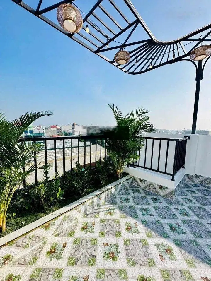 Bán nhà mới 3 lầu ngay Trung tâm TP Thuận An, 65m2 giá 2ty490. Dân cư đông đúc, ngay chợ
