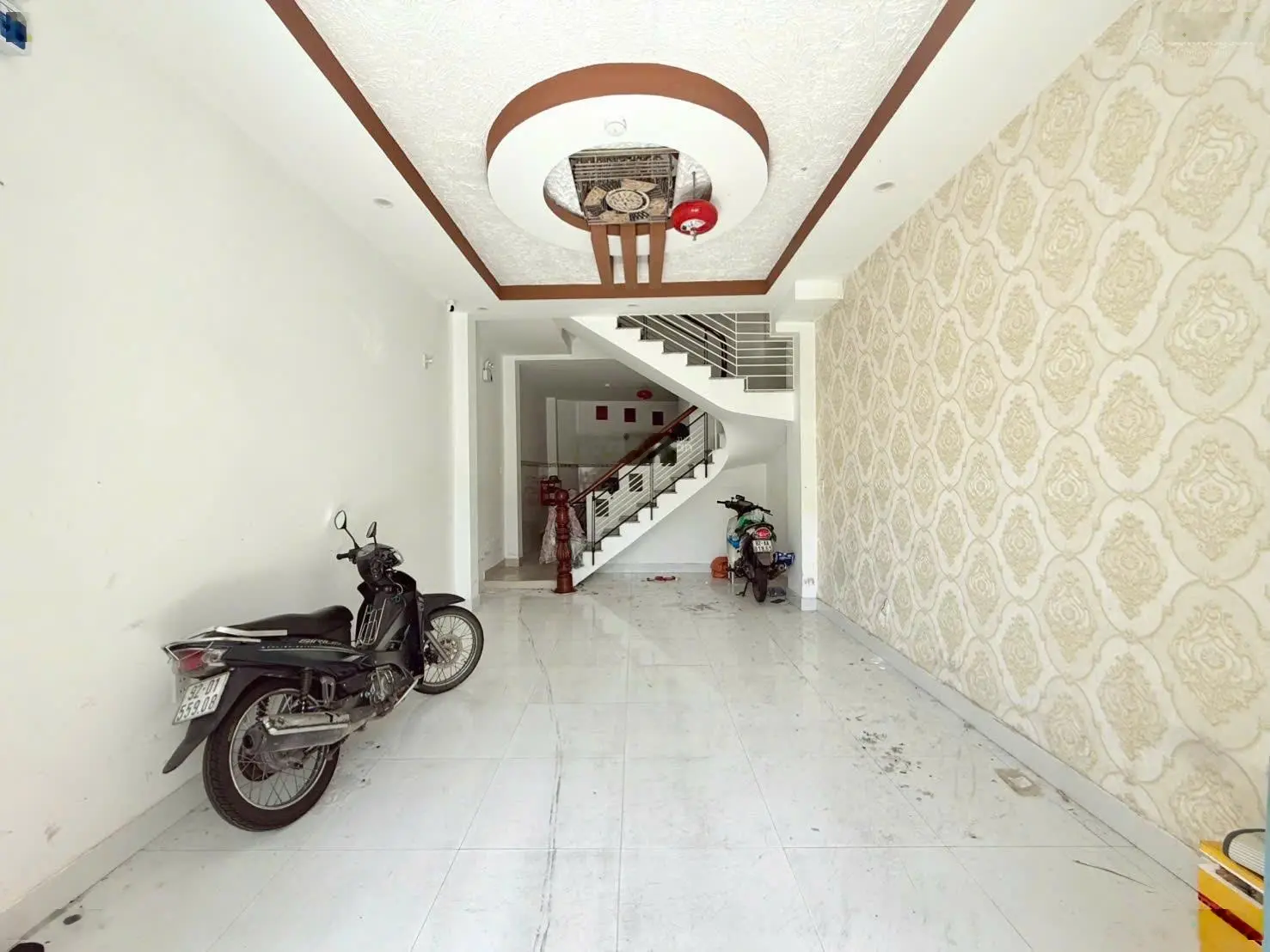 Bán nhà 4 tầng Kiệt Nguyễn Du, có dòng tiền 18tr/tháng Gần Sông Hàn và Tòa nhà Hành chính Trái Bắp