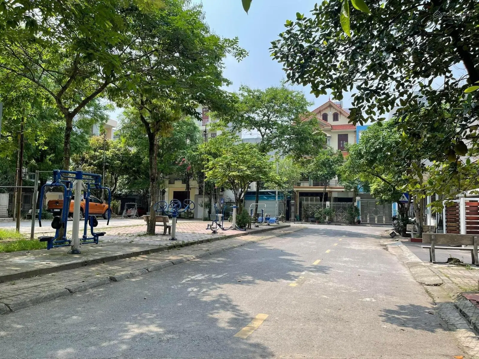 Bán lô đất nhìn vườn hoa khu Vạn Phúc - P Thanh Bình, TP Hải Dương