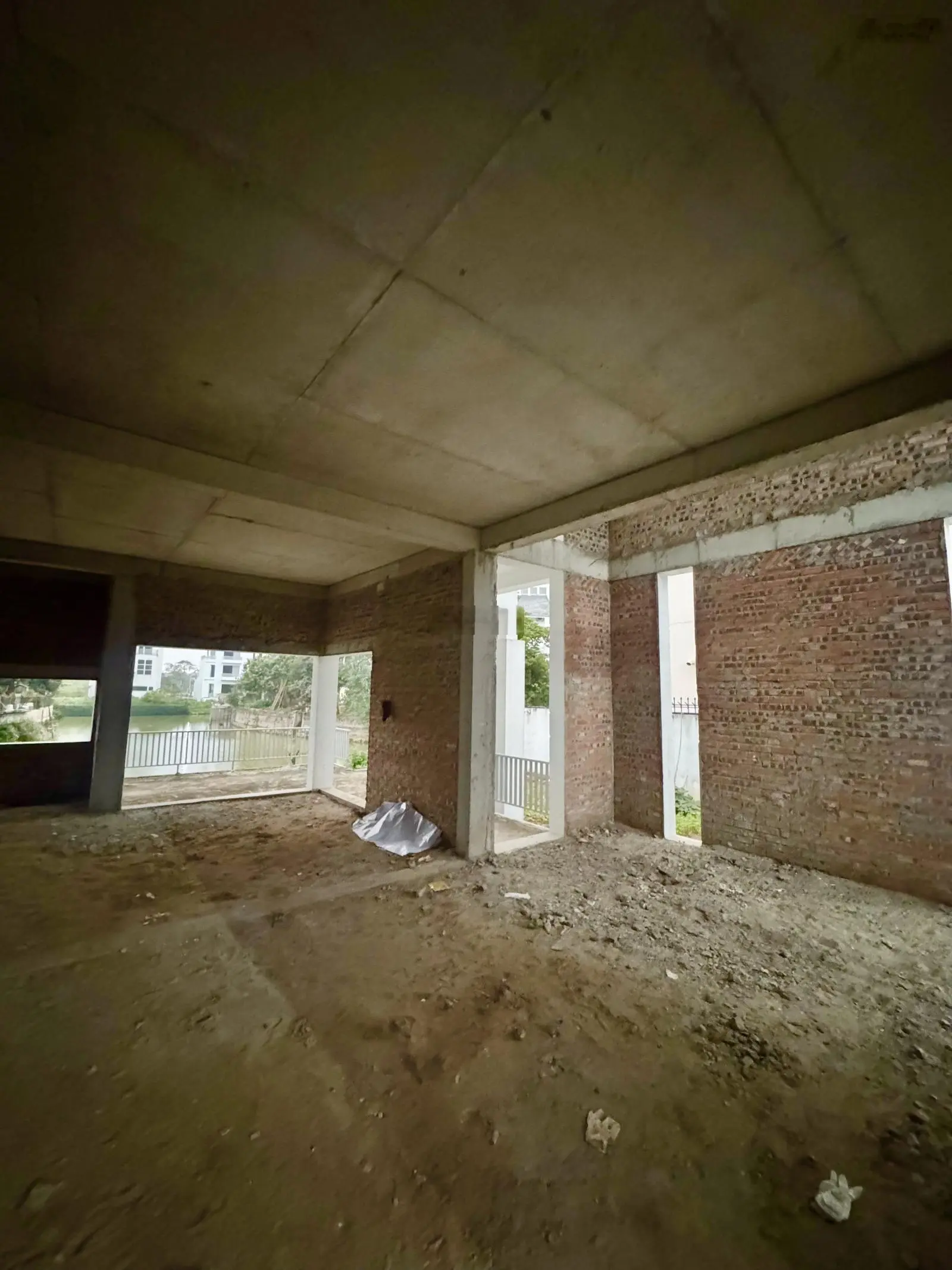 Cần bán siêu biệt thự mặt hồ siêu dài ~ 368m2 tại khu đô thị ngôi nhà mới New House City - Quốc Oai