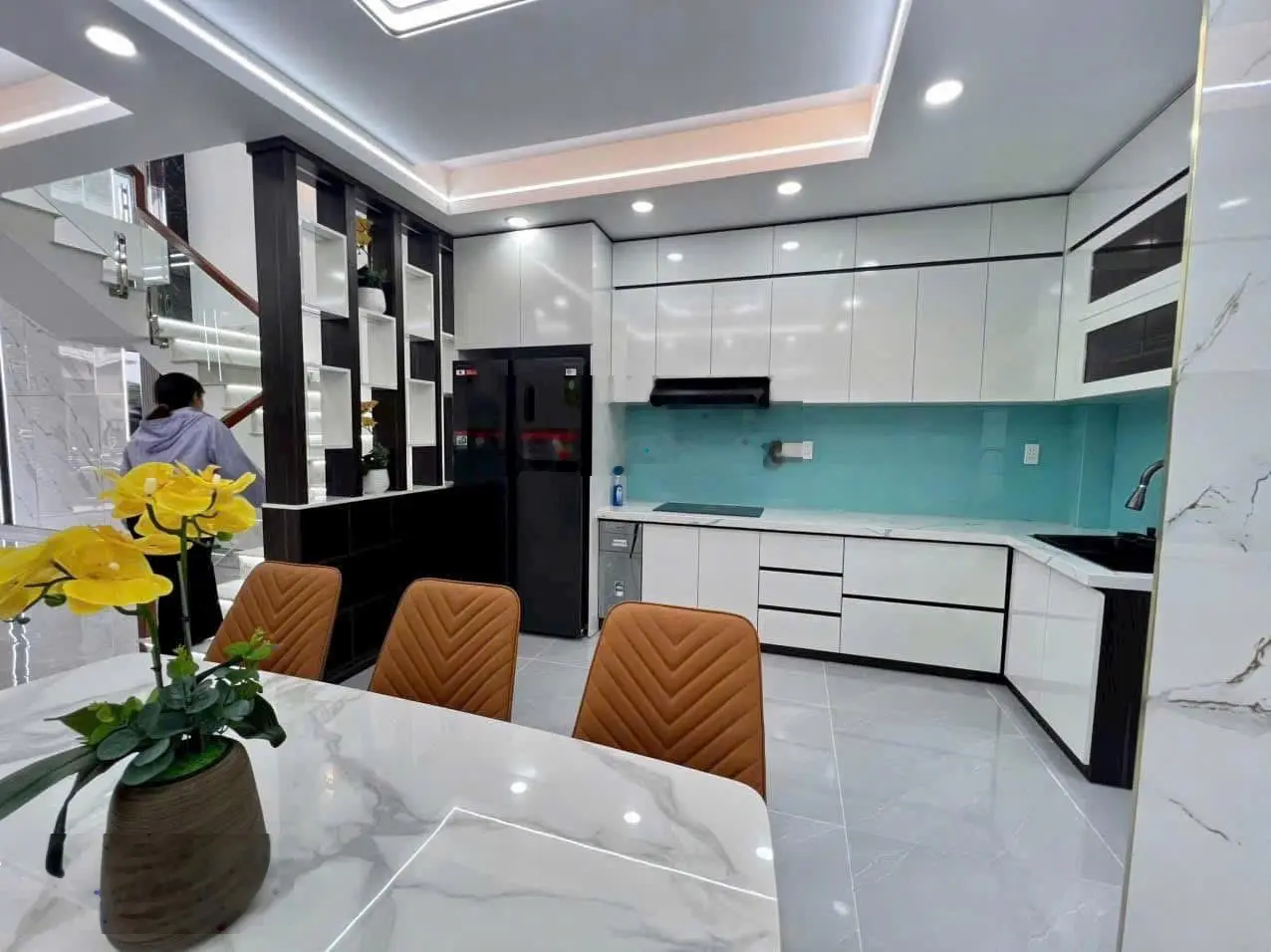 Chốt lẹ nhà tại Nguyễn Thị Thập, Tân Phong, Quận 7/ giá cực tốt DT 52m2/ sổ riêng