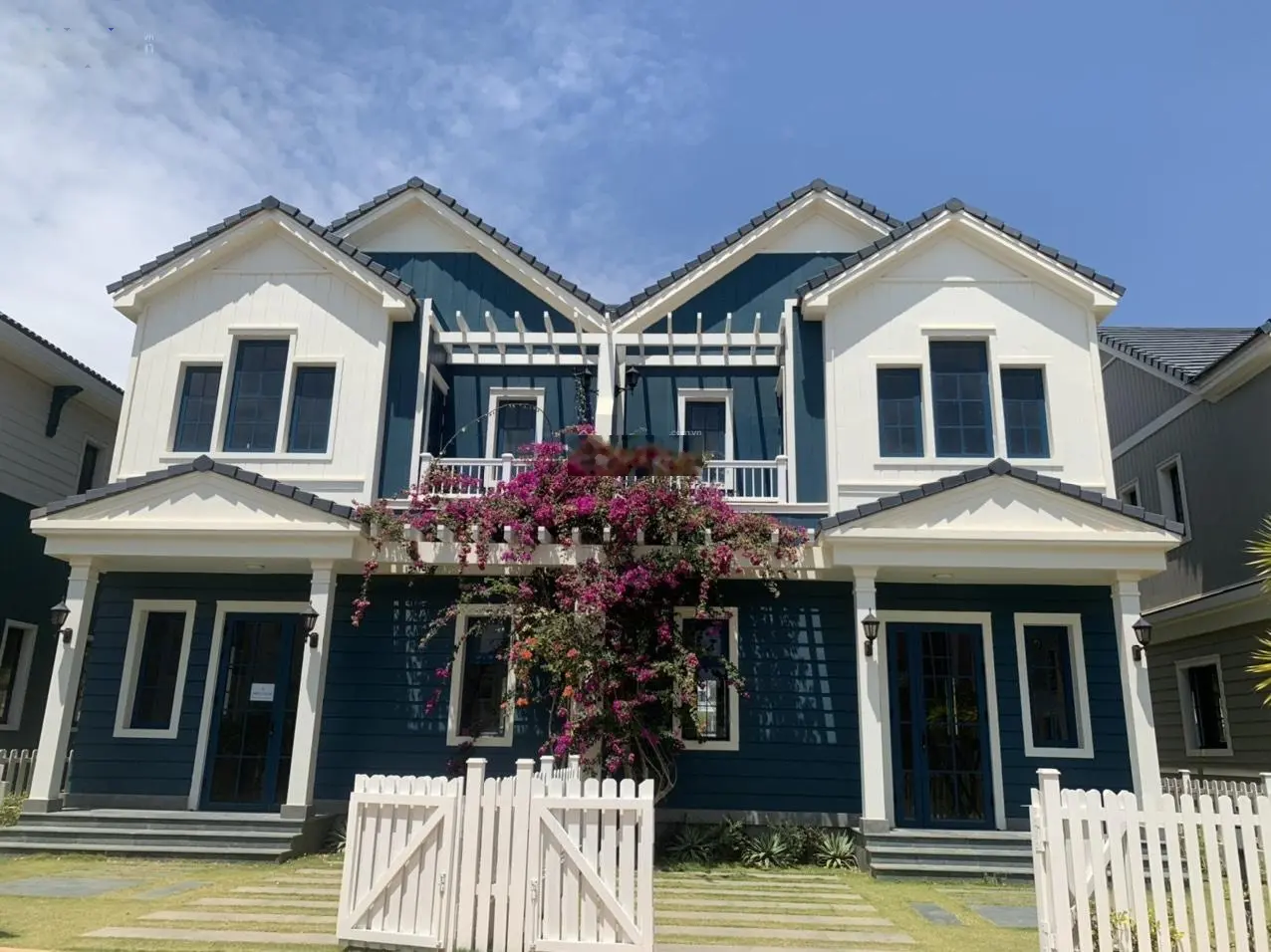 Biệt thự Novaworld Phan Thiết hướng Đông Nam gần hồ bơi Giá: 4.4 tỷ Bao thuế phí LH: 0966765282