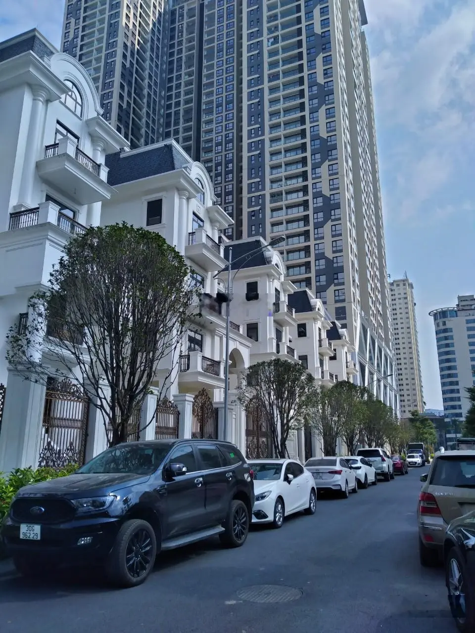 Bán siêu biệt thự số 1 tại Mỹ Đình biệt thự The Zei LH: 0944420816
