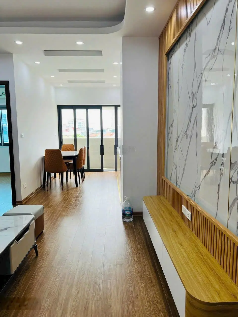 Tôi cần bán CH 78m2 đã thiết kế lại thành 3 ngủ, ban công đông nam thoáng mát, SĐCC