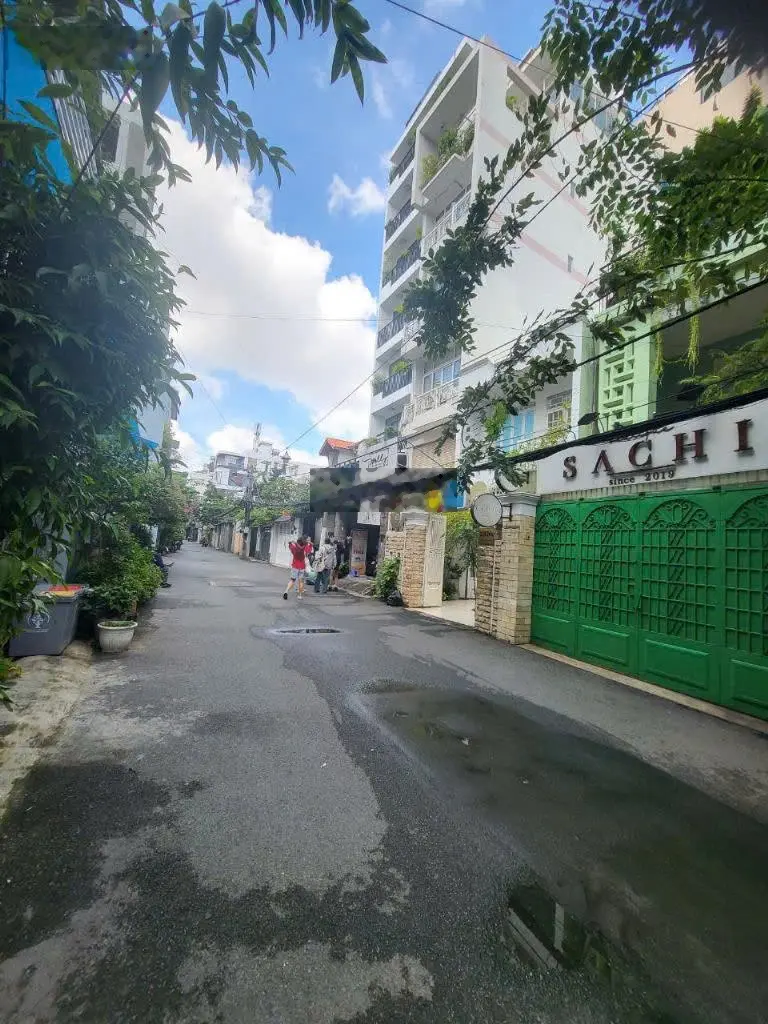 Ngộp bank bán gấp nhà có mặt tiền ngang 7m, dài 15m, đường Lê Văn Sỹ, Quận 3