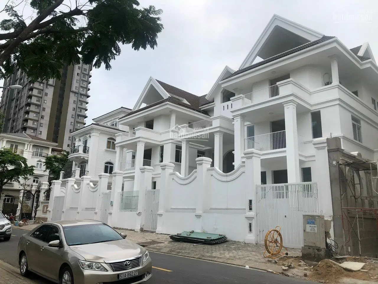 Cần Bán gấp căn biệt thự Cityland 99 Nguyễn Thị Thập, P. Tân Phú, Q7, LH: 0912 183 ***