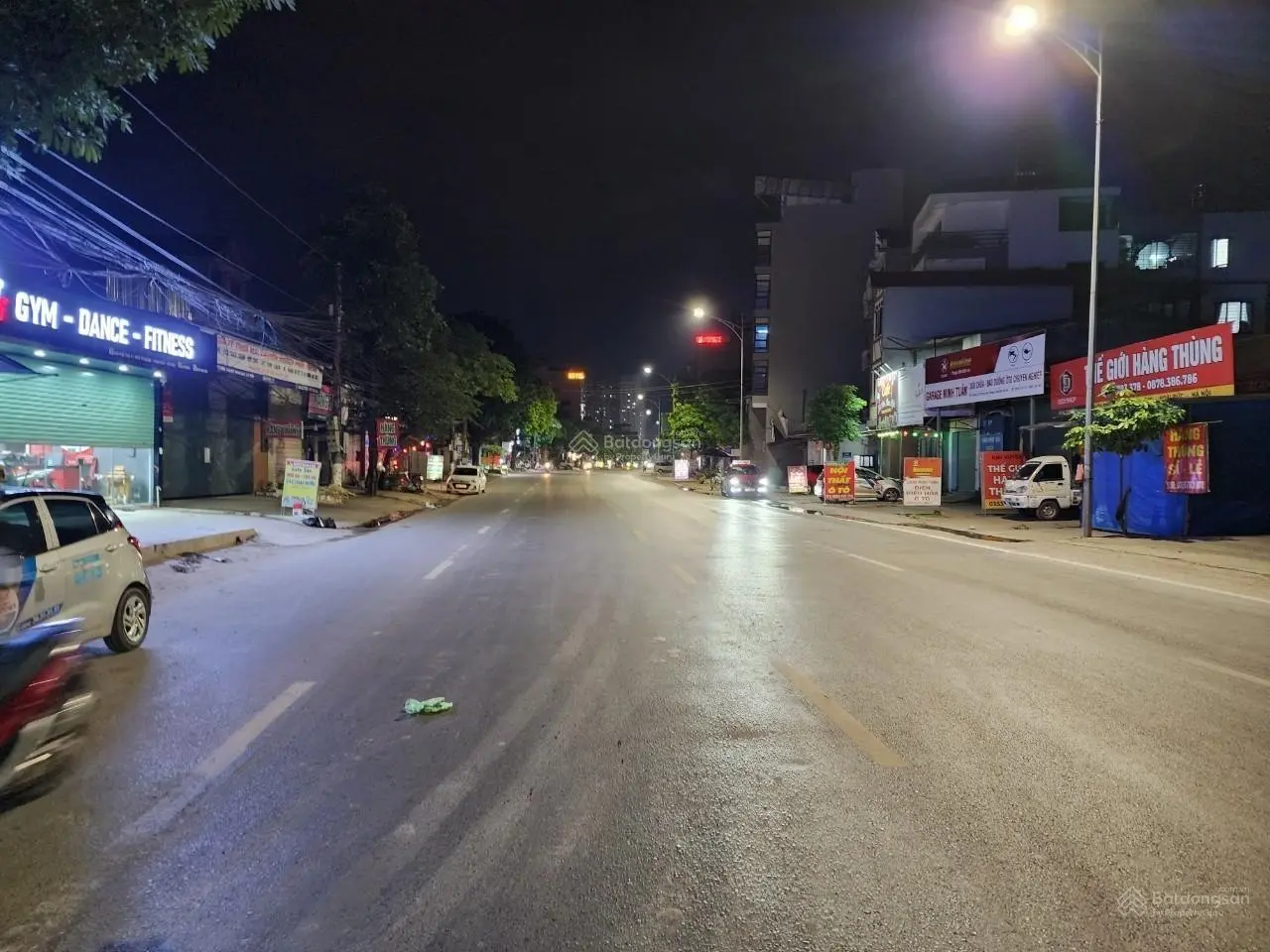 Cần bán gấp ngôi nhà cấp 4 sổ đỏ mặt đường Quốc Lộ 32 120m2