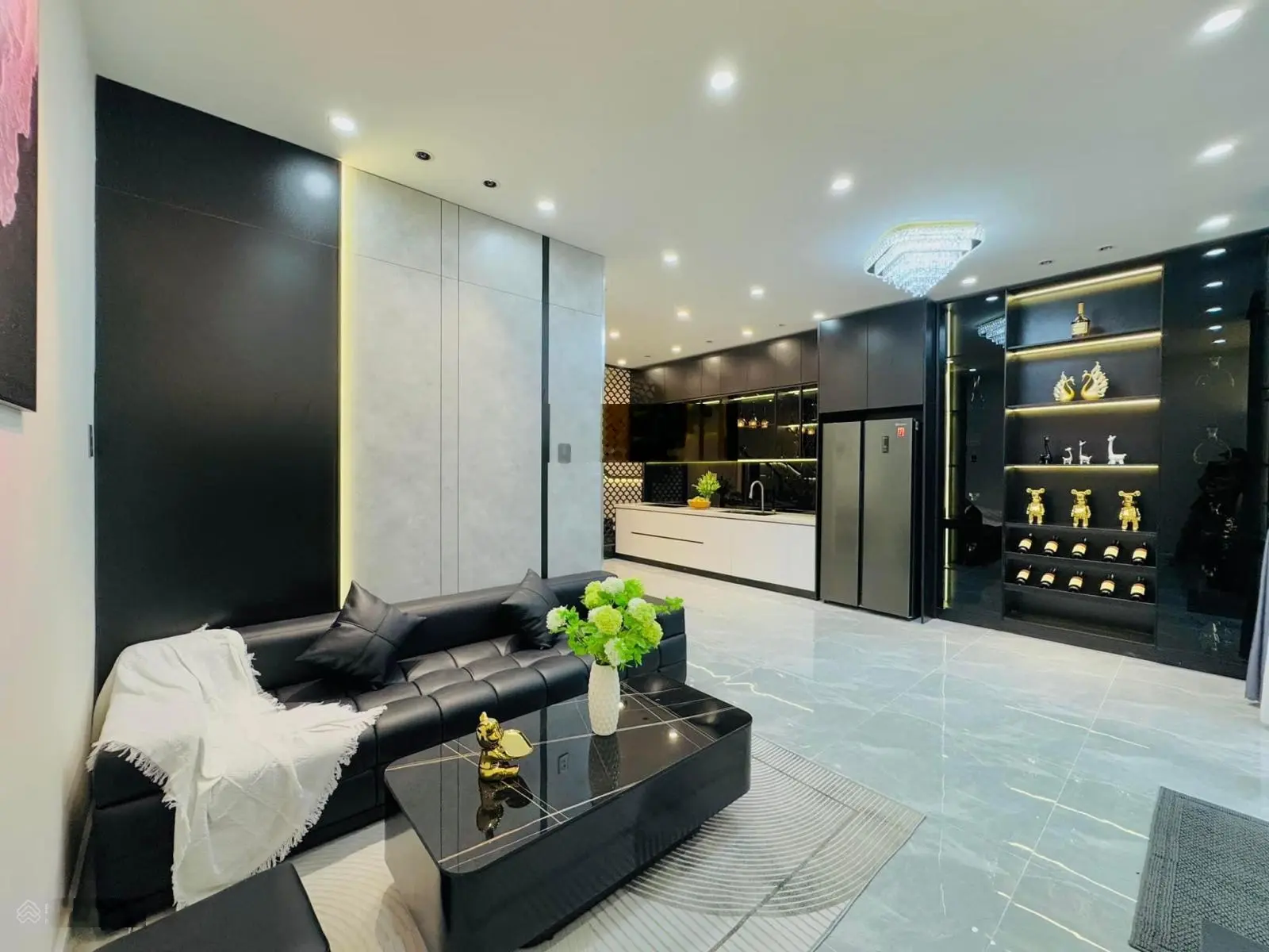 Nhanh Tay Chốt Ngay Nhà Đẹp Giá Ngộp (100m2) gần Chợ đang cho thuê 9tr/tháng chỉ 1Tỷ 580 triệu