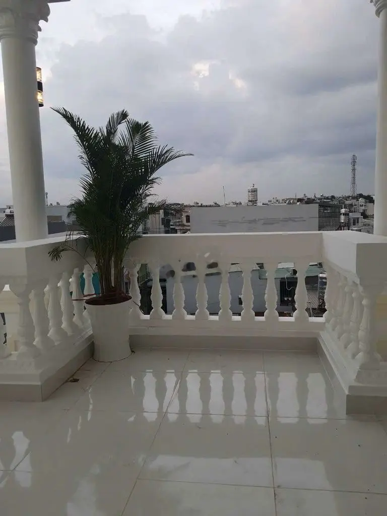 Bán nhà 4 lầu giá 5,85 tỷ, diện tích 65 m2, tại Trần Thị Hè, phường Hiệp Thành, quận 12
