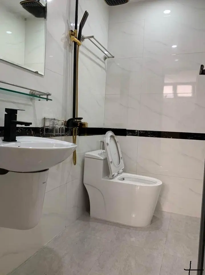 6,5 tỷ nhà phố lộc-Xuân Đỉnh-gần Ngoại Giao Đoàn-35m2-5tầng-ôtô đỗ tận cổng-full đồ cb