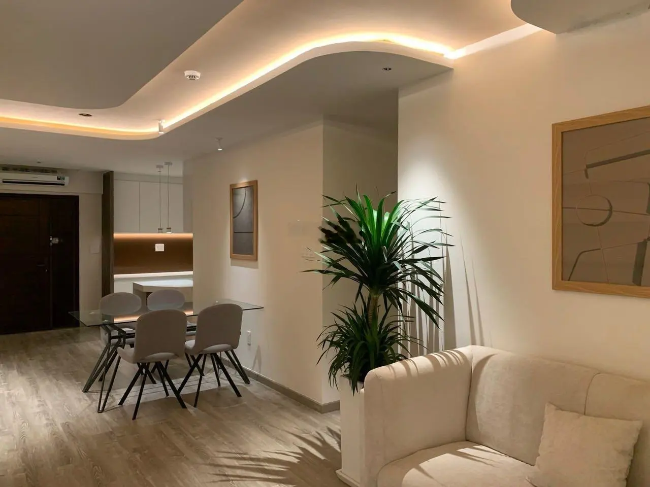 CHUYÊN GIỎ HÀNG CH 3PN SCENNIC VALLEY 1. HÌNH THẬT GIÁ THẬT. A/C LIÊN HỆ XEM NHÀ: 0903 827 *** EM HOÀ