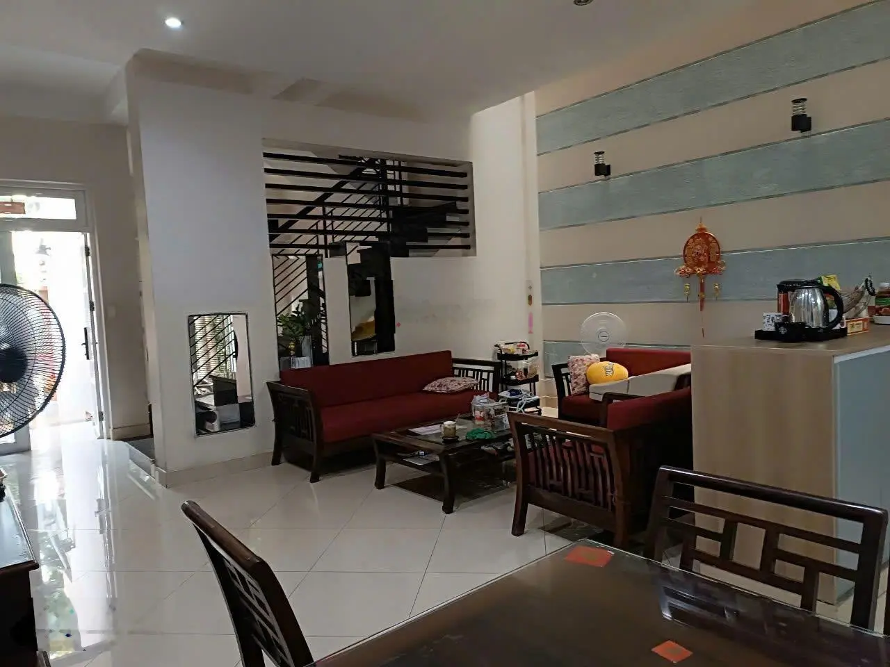 Cần bán biệt thự sang trọng tại đường Số 25 P. HBC gồm 3 tầng lầu sổ hồng Thủ Đức, Hồ Chí Minh