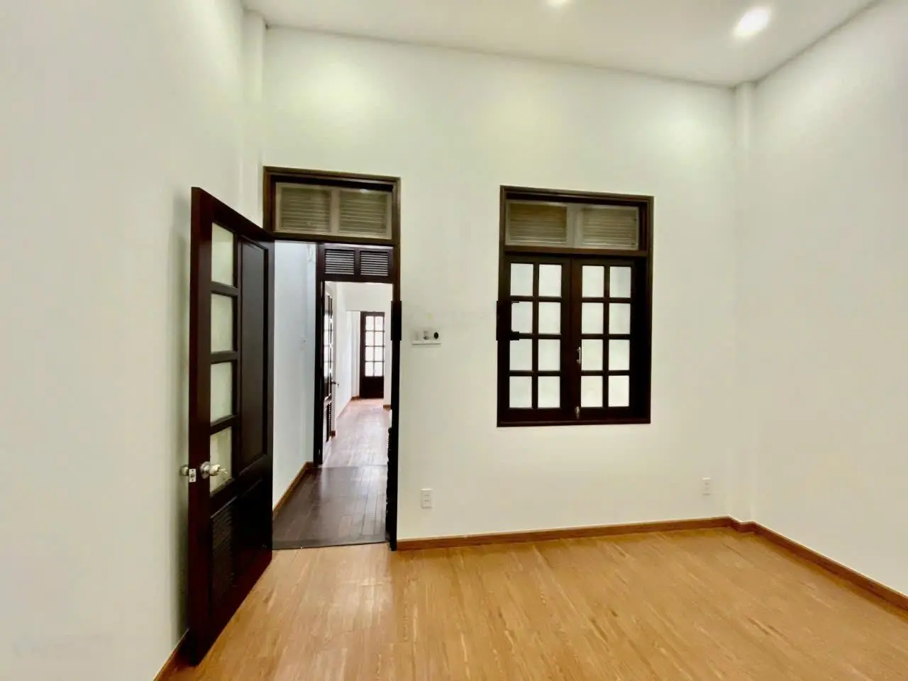Bán gấp nhà đường Lò Lu, phường Trường Thạnh, quận 9. Giá 2 Tỷ 850, 48m2 (4X12), 2 tầng