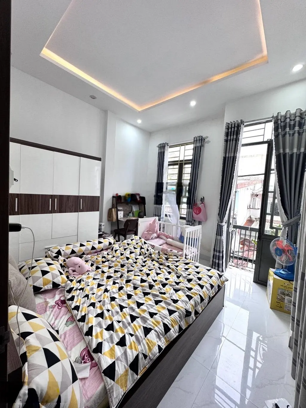 SẬP HẦMCăn Góc 3 Tầng Trần Cao Vân Siêu Víp- Kiệt Rộng, Nhà Đẹp Vuông Vắn chỉ Hơn 2 Tỷ