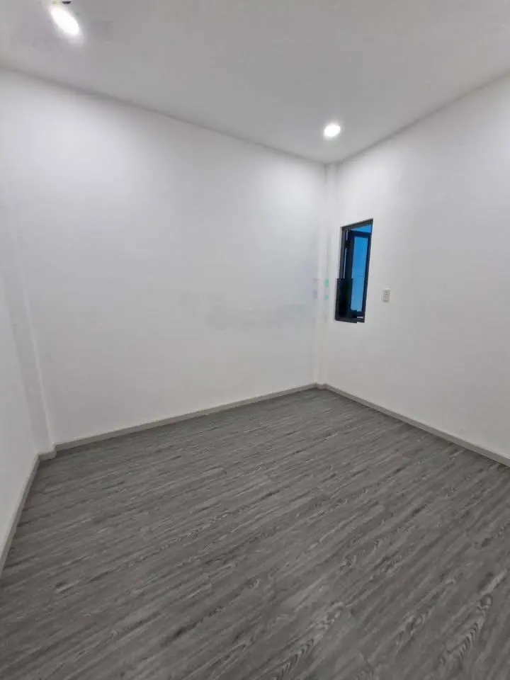 Nhà đẹp 2 tầng 90m2 - đường hẻm hồ bá phấn phước long a quận 9 - 5tỷ7 thương lượng