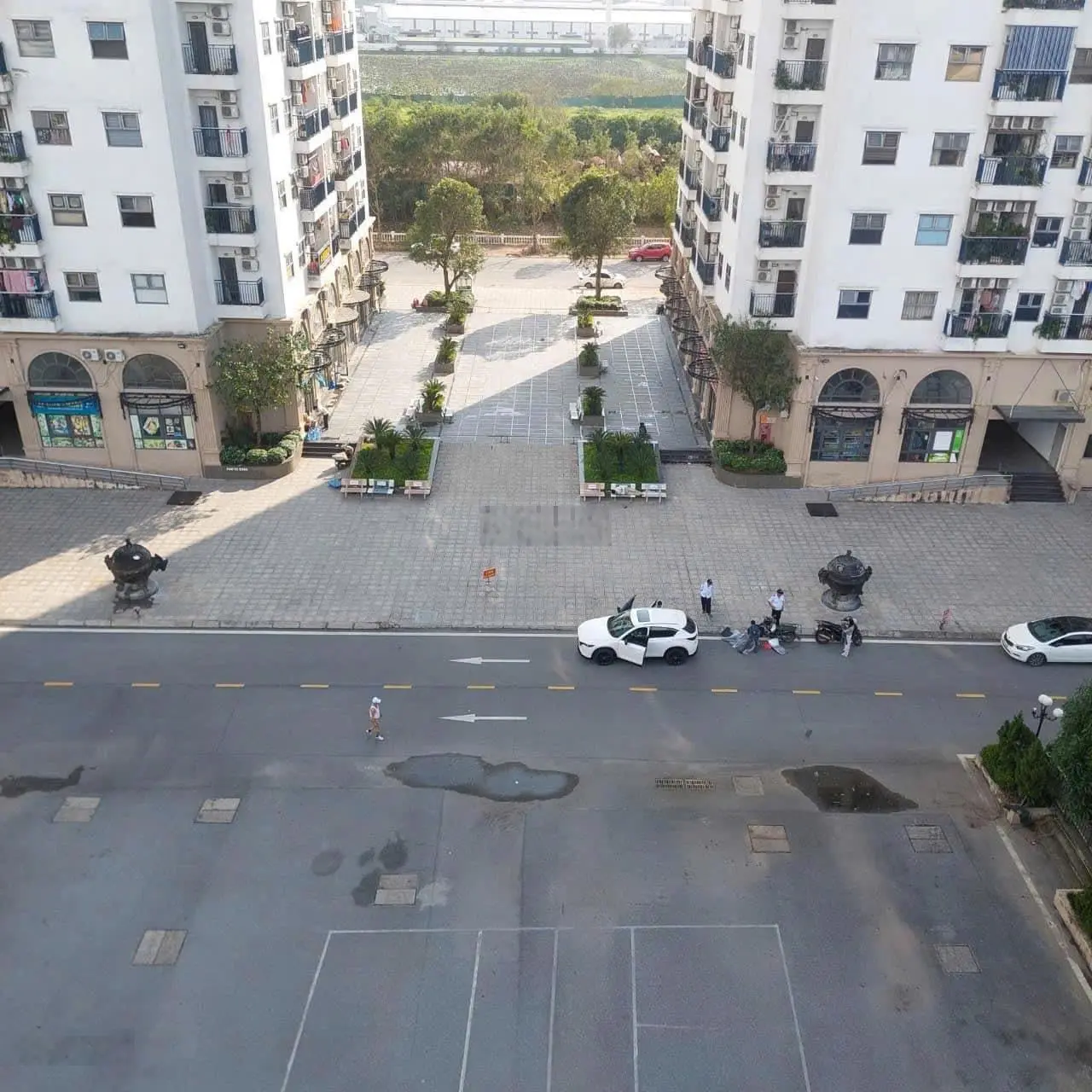 Bán nhà Phúc Lợi căn góc 51m2 x 6 tầng x 6m MT, thang máy, ngõ ô tô tránh nhau, kinh doanh