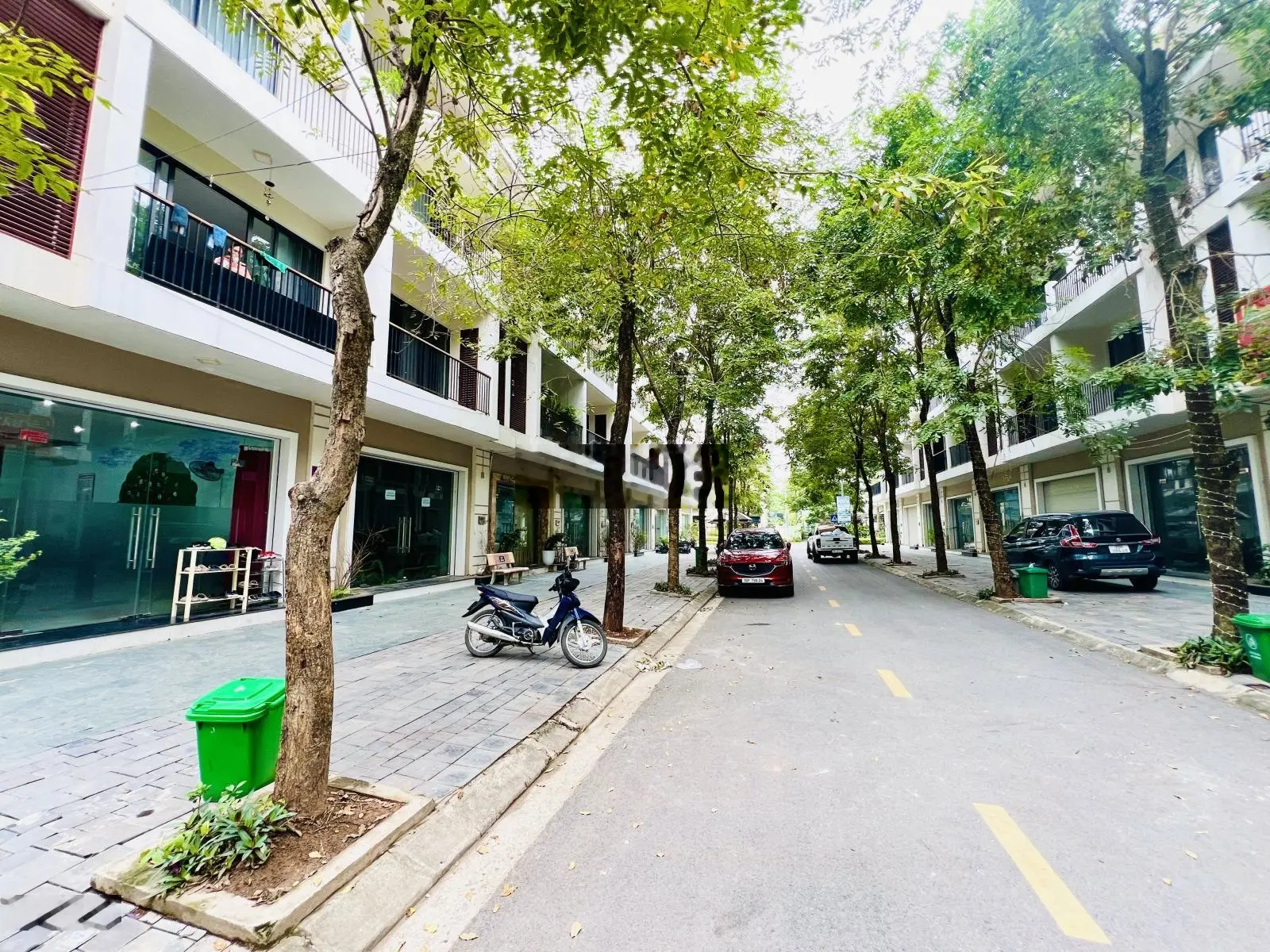 Bán căn liền kề Shophouse 100m2. Căn góc 2 mặt. LH 0962 204 ***