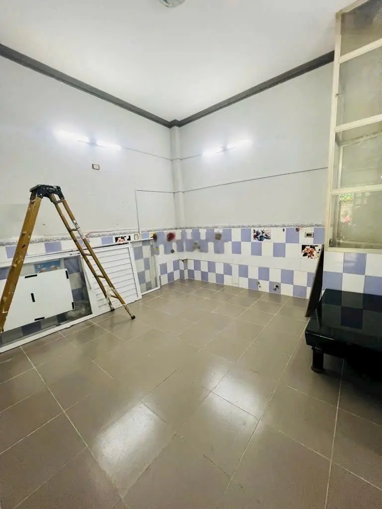 Bán nhà phố 3 tầng hẻm Lâm Văn Bền. Giá chất 9,3 tỷ, Chính Chủ, Hot!