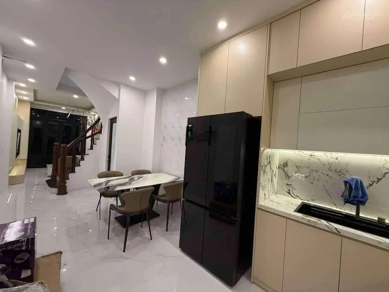 Bán nhà đống đa gần hồ ba mẫu khâm thiên