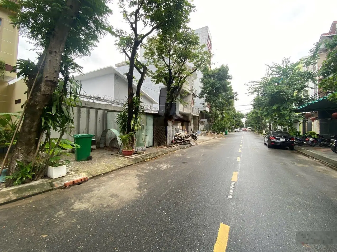 Bán nhanh 3 lô liền kề đường Hoàng Bích Sơn 306m2, giá 24 tỷ
