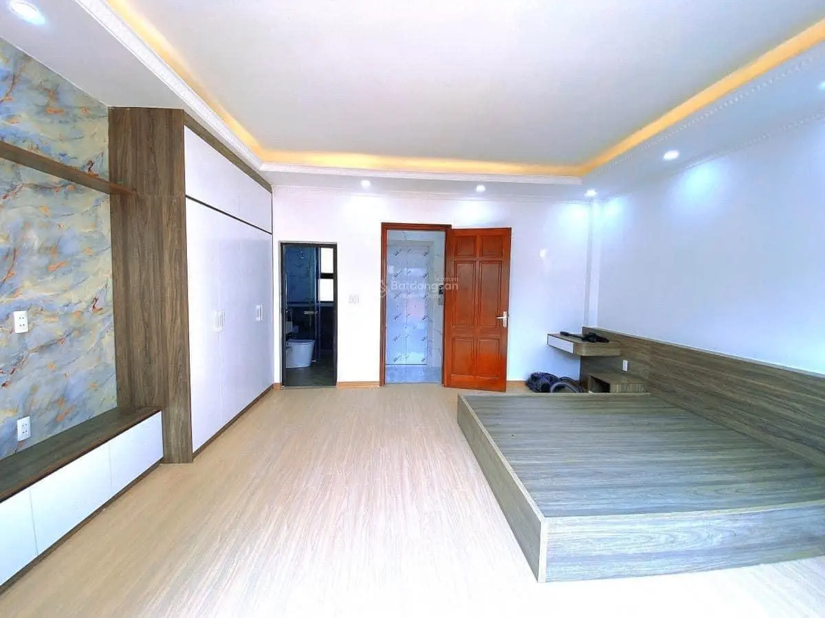 Bán nhà riêng phố Quan Nhân, ngõ ô tô - Thang máy - 20m ra phố - DT 38m2 - 7 tầng - giá nhỉnh 8 tỷ