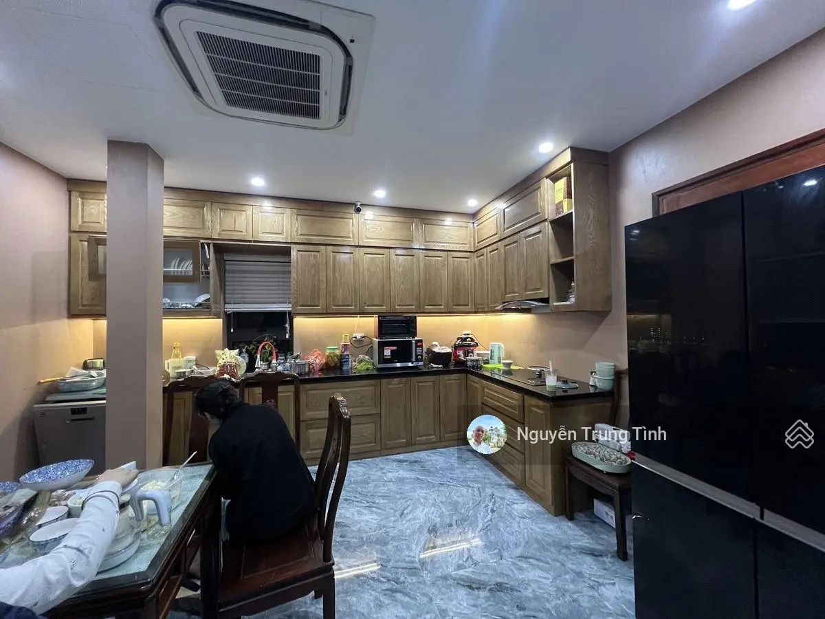 Bán nhà Ngô Thì Nhậm, Quang Trung, Hà Đông 5 Tầng Thang Máy Ôto ngủ trong nhà 86 m2 MT 8m giá 18 Tỷ