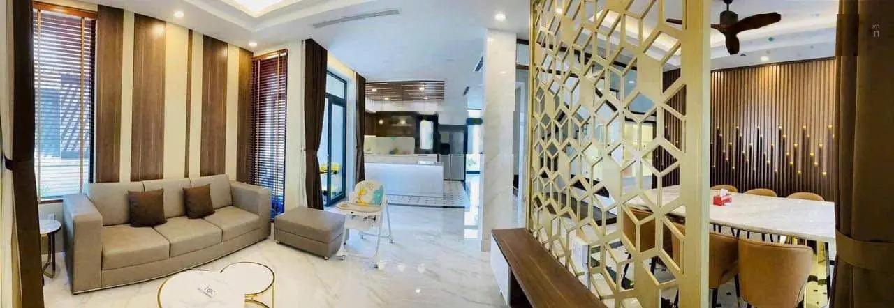 Chính chủ gửi bán căn biệt thự song lập Lucasta Villa , diện tích 10x17,5 full nội thất giá 25,5 tỷ