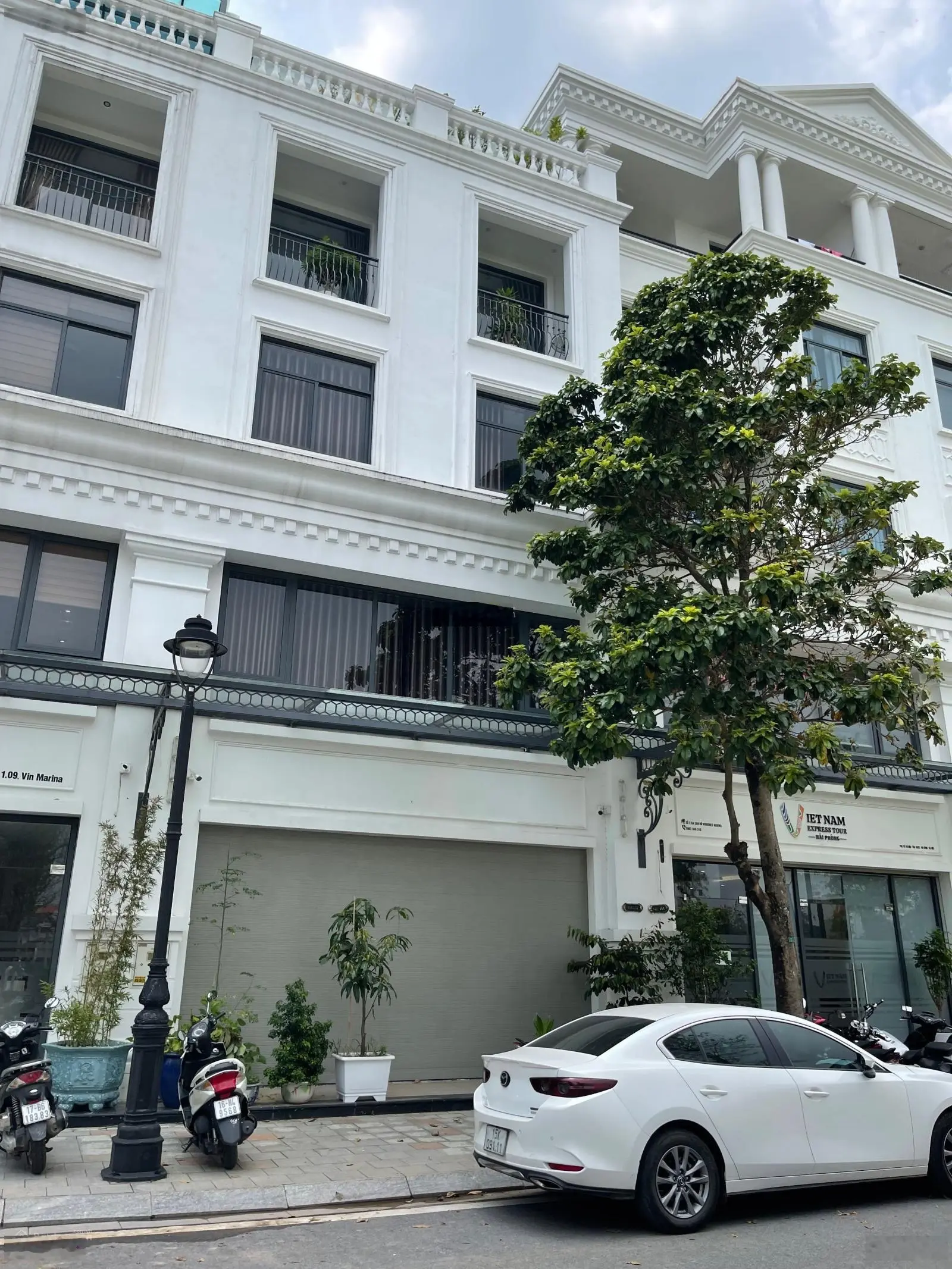 Duy nhất Shop Vinmarina 126m2, có thang máy, 2 mặt tiền, chỉ 9.5 tỷ