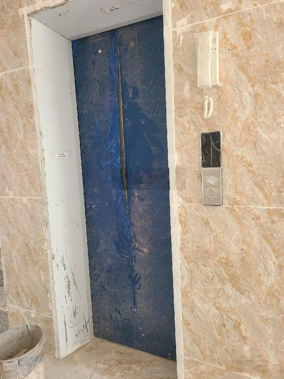 Bán CHDV mới, MT Hà Huy Giáp, diện tích khủng 180m2, 10pn, 11wc, rất vuông vức, quận 12