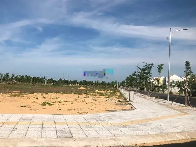 Cần bán gấp lô đất 175m2 ngang 7m,Phù hợp vs kinh doanh,siêu lợi nhuận