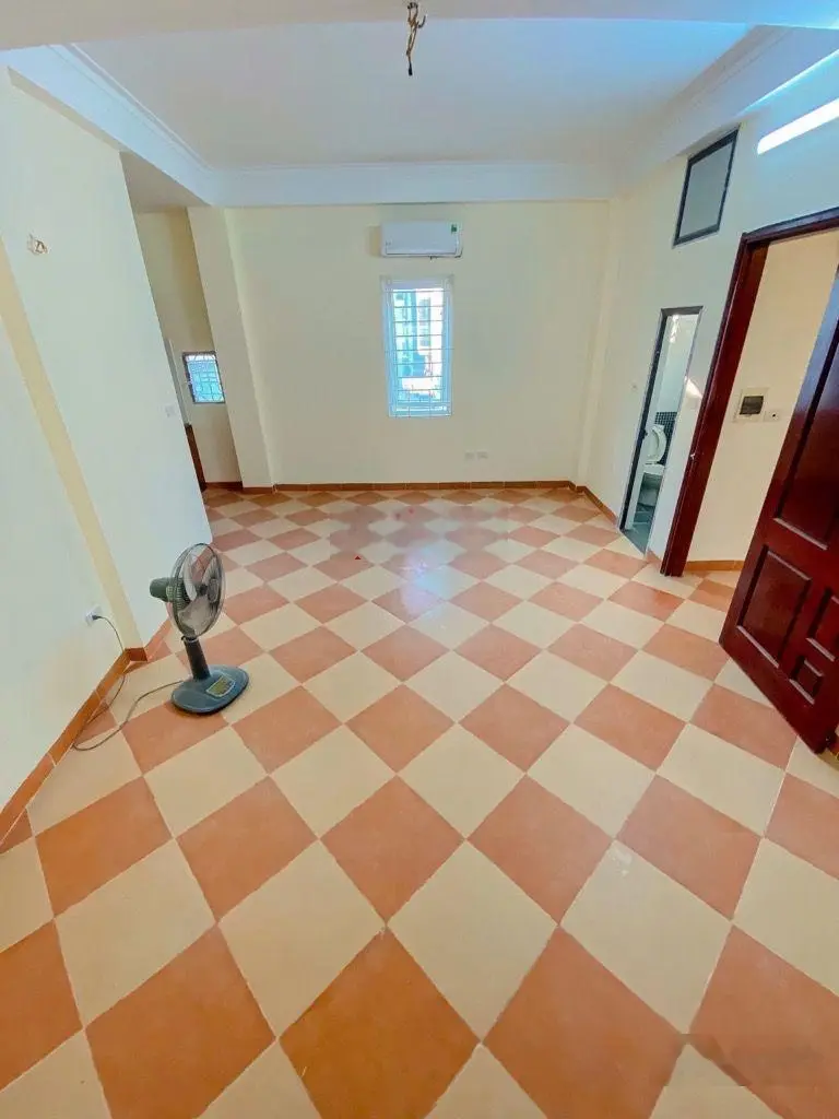 Bán nhà 45m2 x 5 tầng, 6 ngủ khép kín, ngõ phố Minh Khai, giá 7.95 tỷ