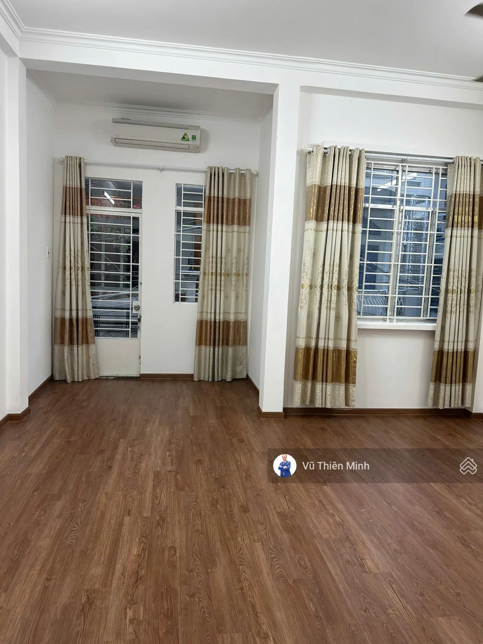 Ngang lớn 5m - HXH với 4T+ST đg Mê Linh, P 19, Bình Thạnh, Hồ Chí Minh. DTSD: 105.2m2. Giá 9,7 tỉ