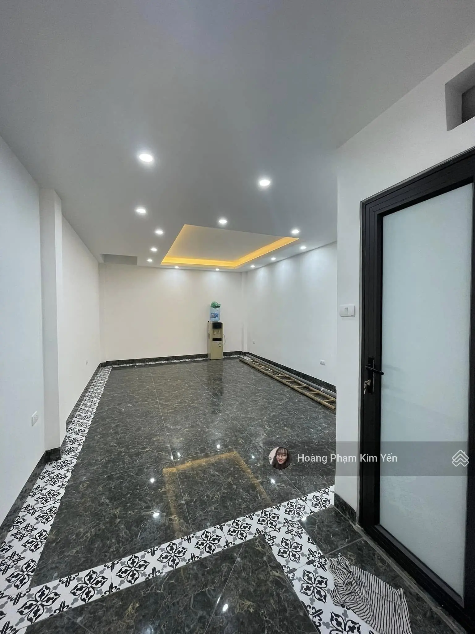 Giật gân! Hoàng Cầu, phân lô ô tô vào, ô tô dừng đỗ, 7 tầng thang máy, kinh doanh, VP, DT 800tr/năm