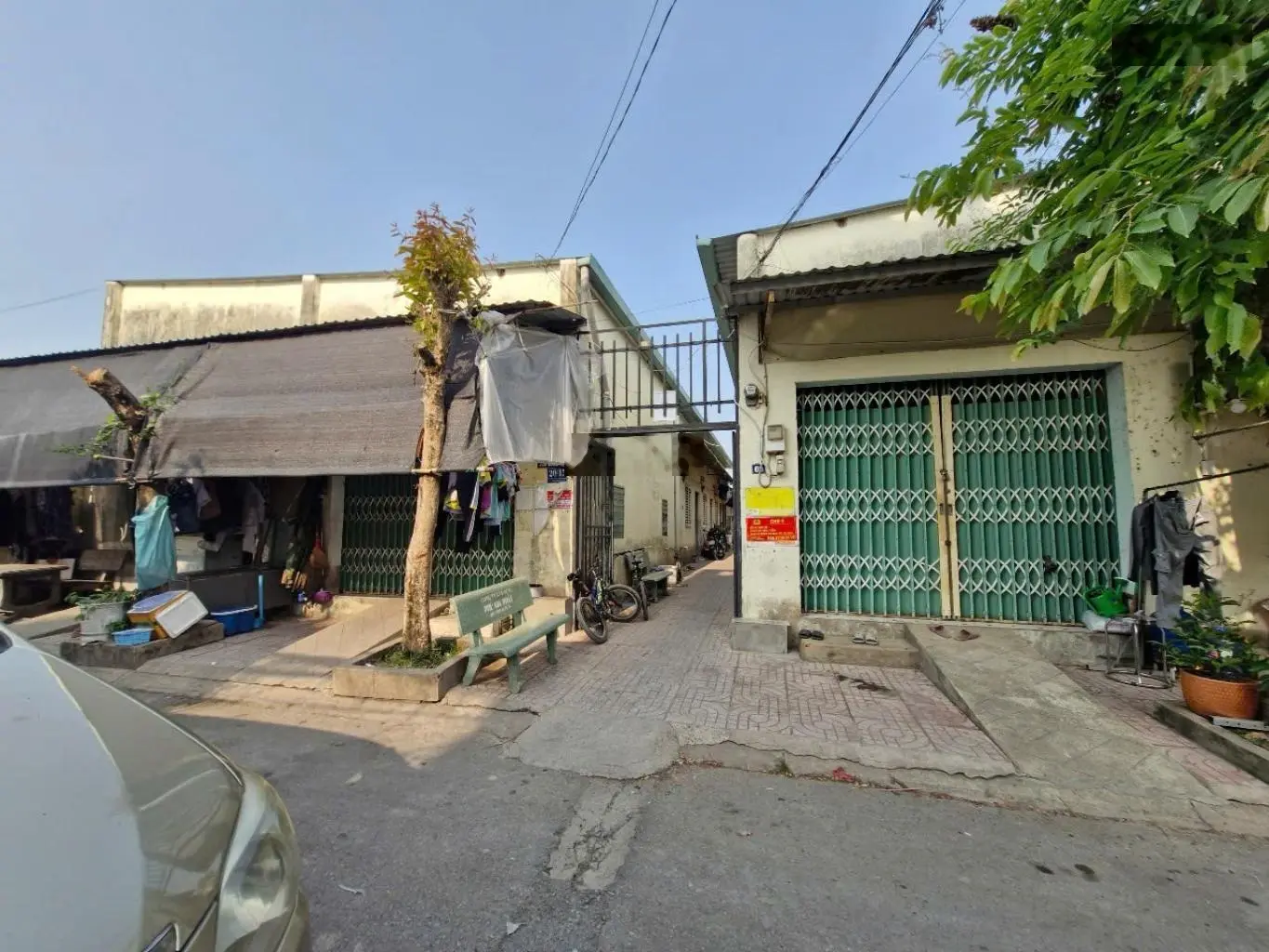 Nhà sát bên Vinhome Q9, 414m2 18x23m, 12 căn phòng trọ dòng tiền ổn định 200 triệu/năm, phân lô 5m