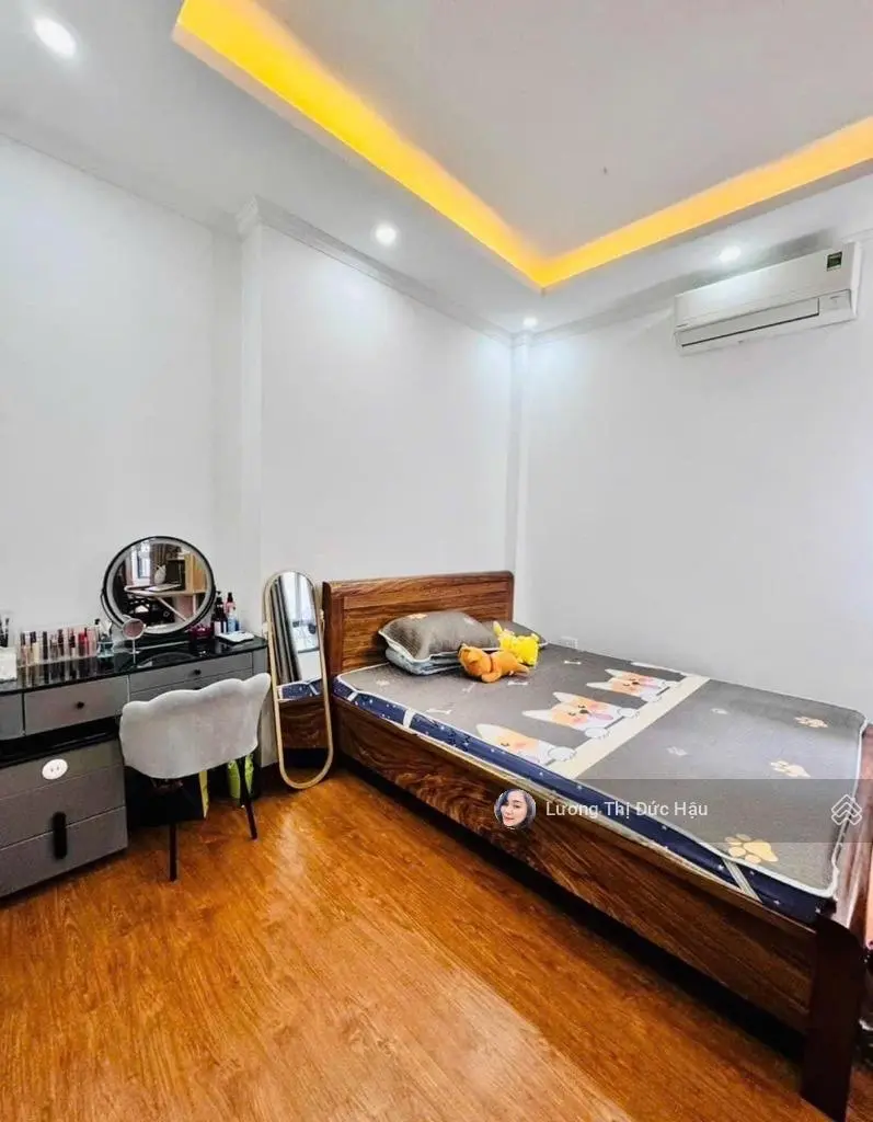 Bán nhà Bồ Đề - Nguyễn Văn Cừ - 40m2 - 5 tầng - ở sướng - full nội thất - sát ô tô - gần mặt phố