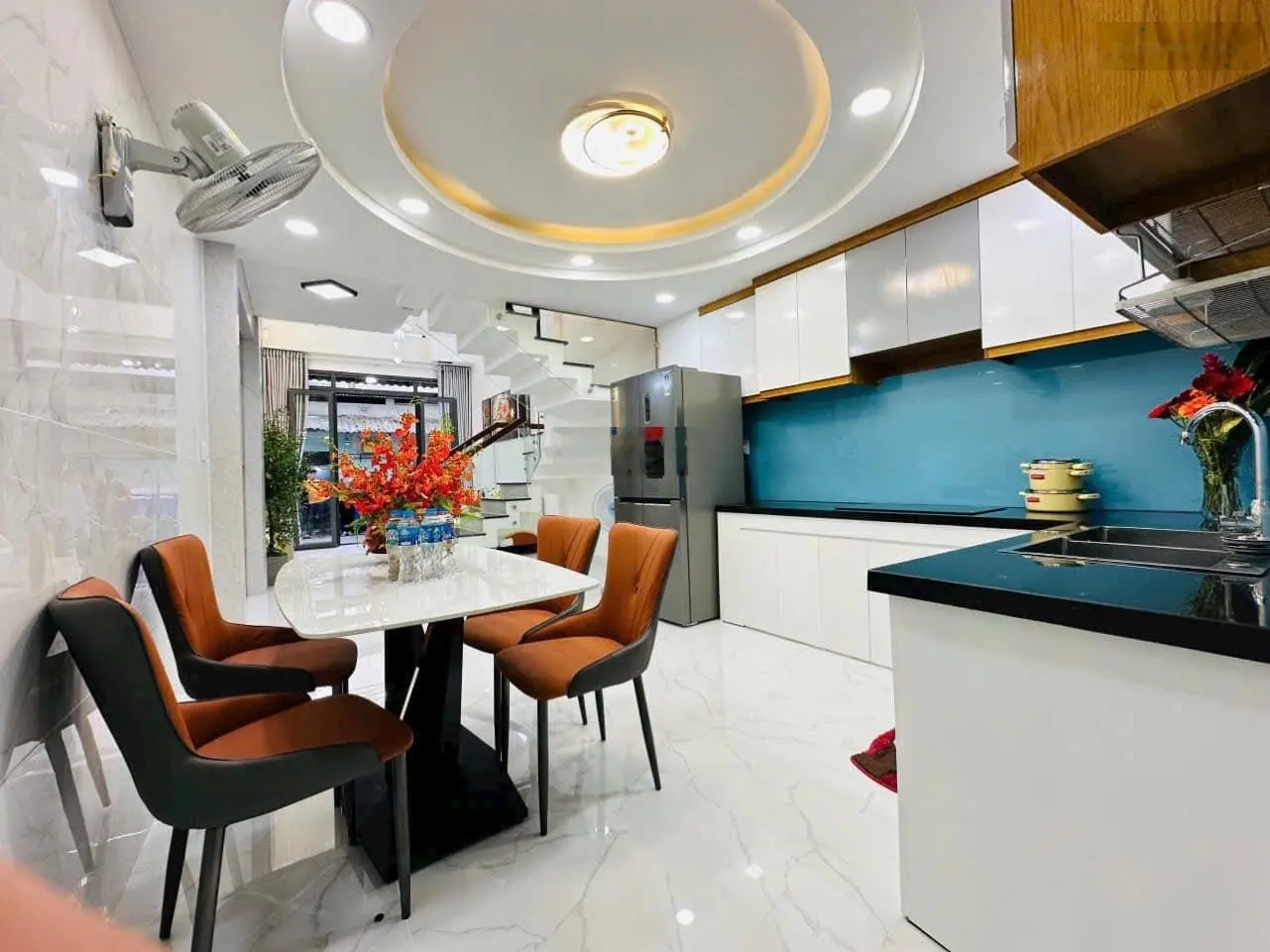 SIÊU PHẨM NHÀ 1 TRỆT 3 LẦU TẠI NHÀ BÈ - SHR - DT 56M2 - GIÁ CHỈ 1 TỶ 5 - CHÍNH CHỦ KÝ GỬI