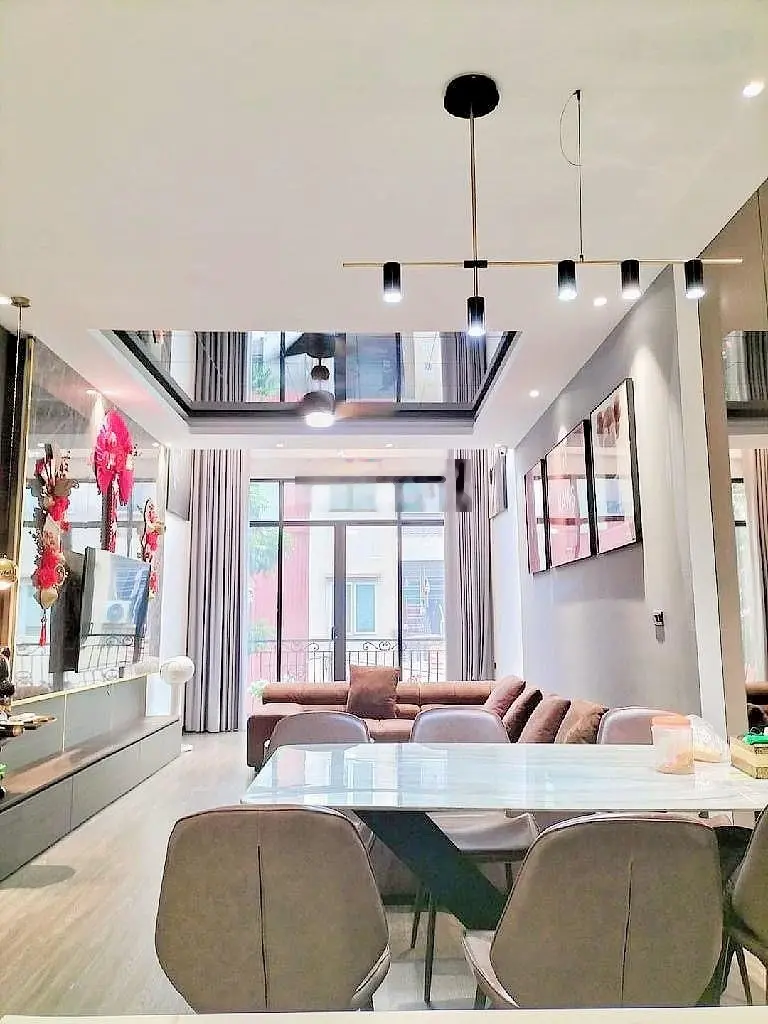 Bán nhà khu Kiều Mai, phân lô - gara ô tô - vỉa hè rộng - ô tô tránh - 52m2, 5 tầng, nhỉnh 12 tỷ