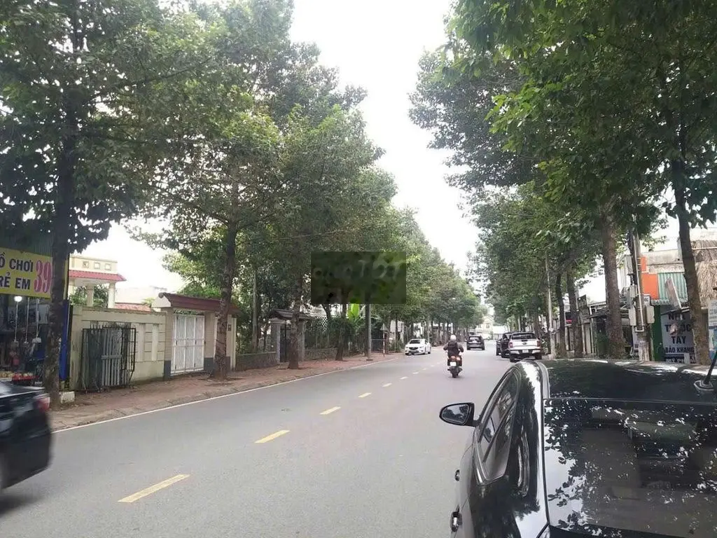 Ngộp ngộp. đất gần vòng xoay hiệp thành 3. giá rẻ