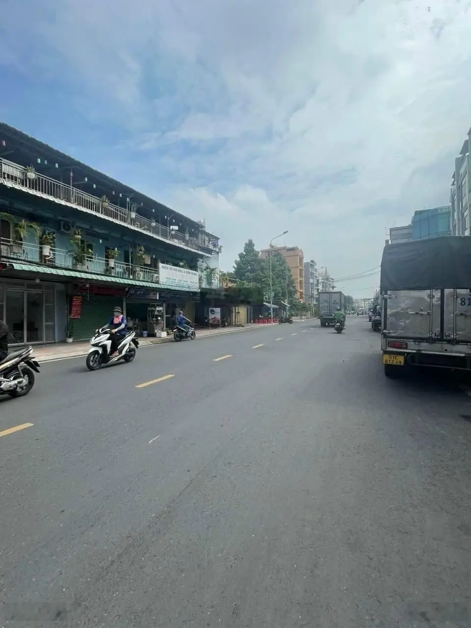 Cần bán kho vip và nhà lầu 3 tấm MTKD An Dương Vương, P10, Quận 6, Gần vòng xoay An Lạc