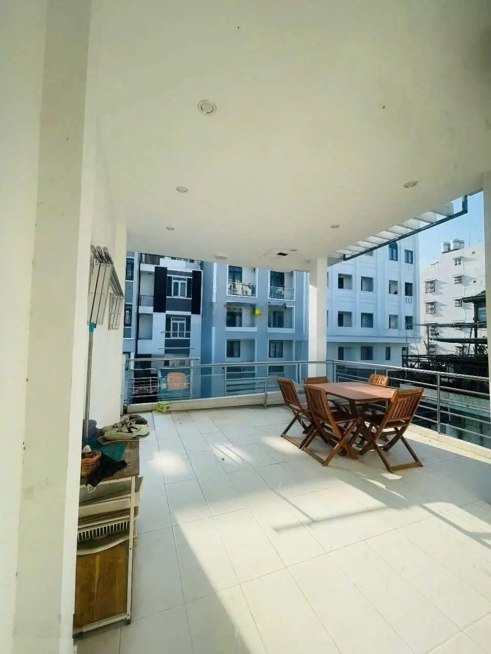 Bán Nhà Đẹp ôtô trong nhà - An Khánh Q2 Giá Bán : 12.5 tỷ DT 68m2 Nhà sẵn 1 trệt 2 lầu 2PN master